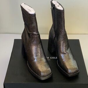 KENNETH COLE Women’s BOOTS